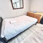 Modern Studio Near Heathrow
