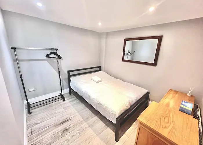 Modern Studio Near Heathrow
